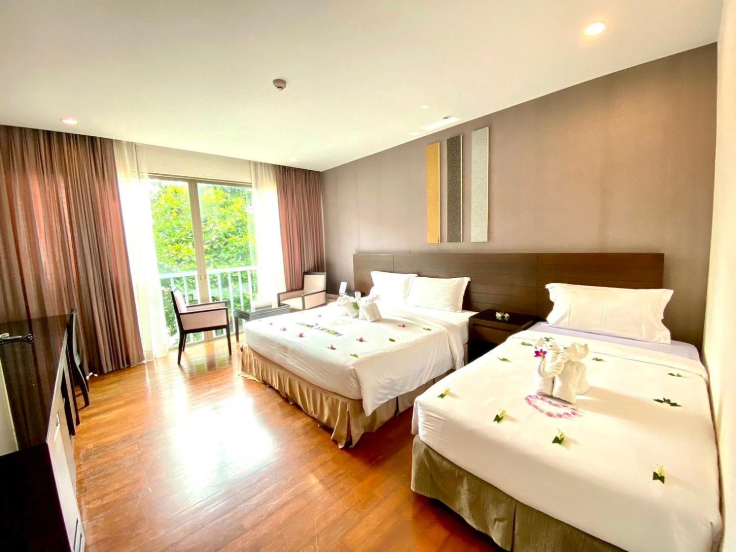 G1 Touch Blue Sky Hotel Kamala Beach Exterior photo